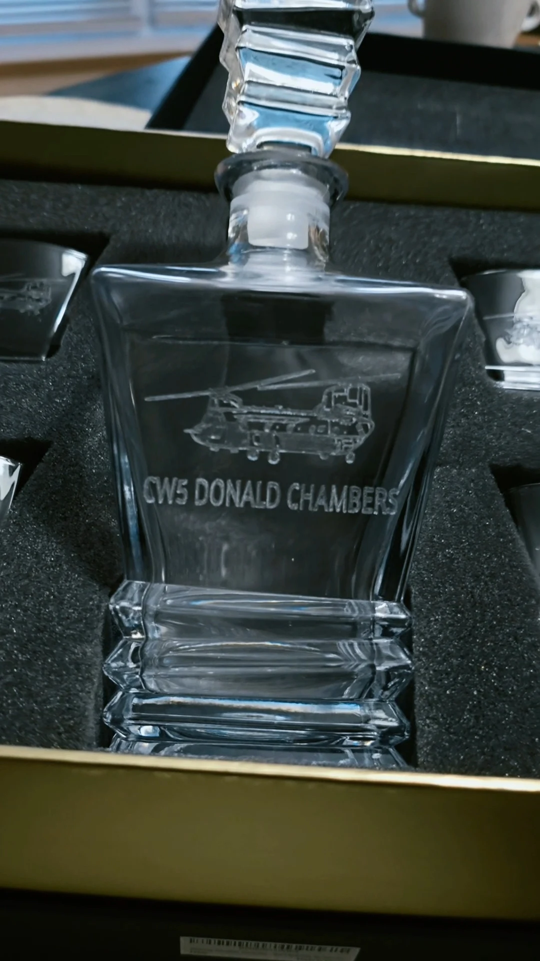 Military gift set with engraved Chinook decanter and glasses